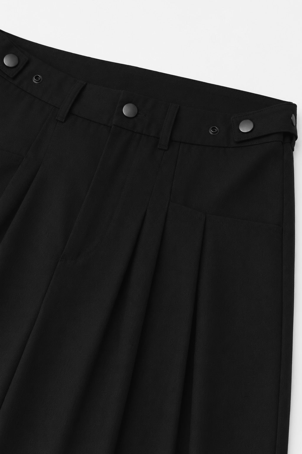 Pleated Trousers